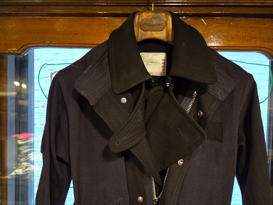 사카이 아방가르드 트렌치코트 상품이미지2