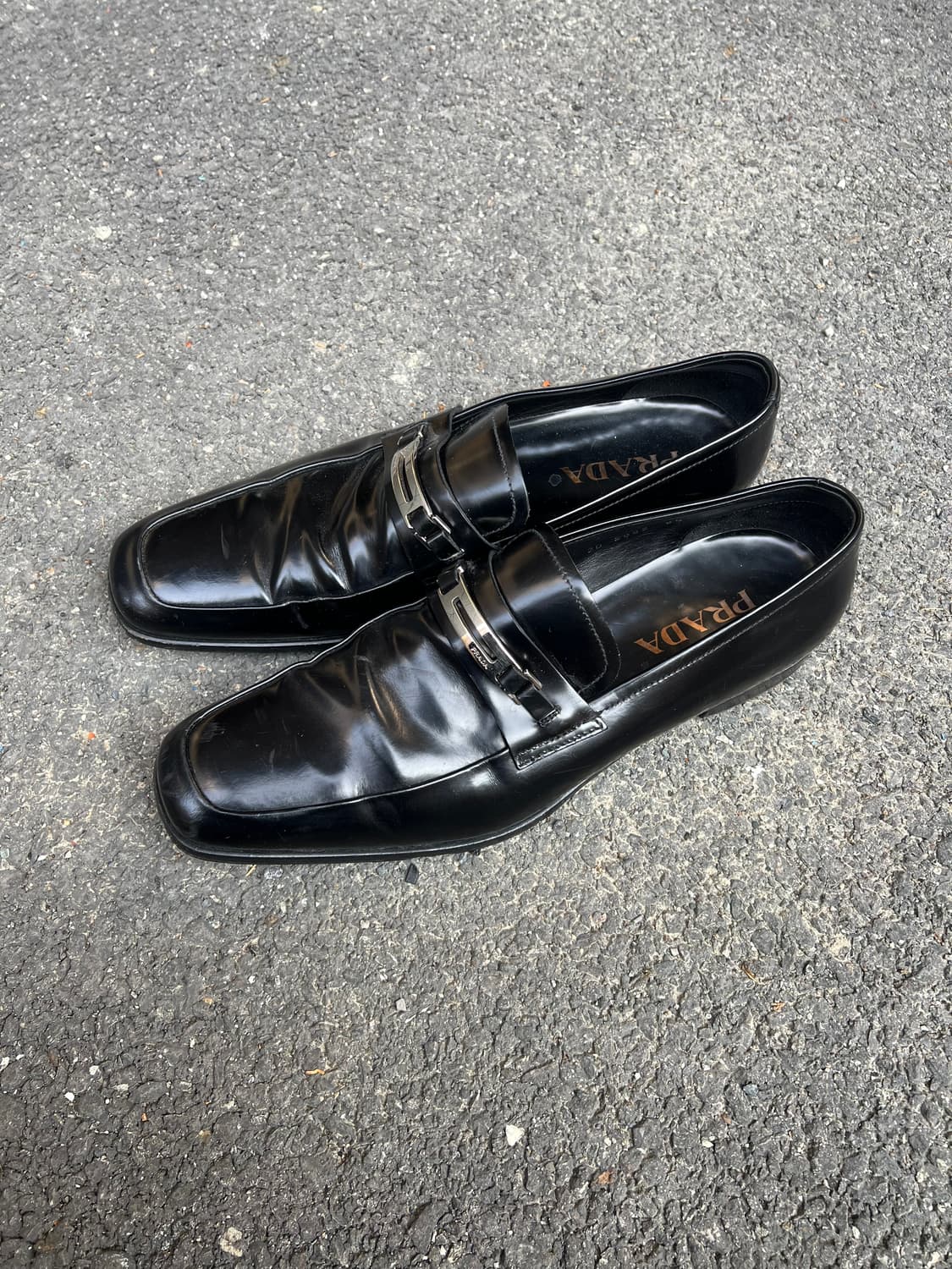 prada buckle loafer 상품이미지2