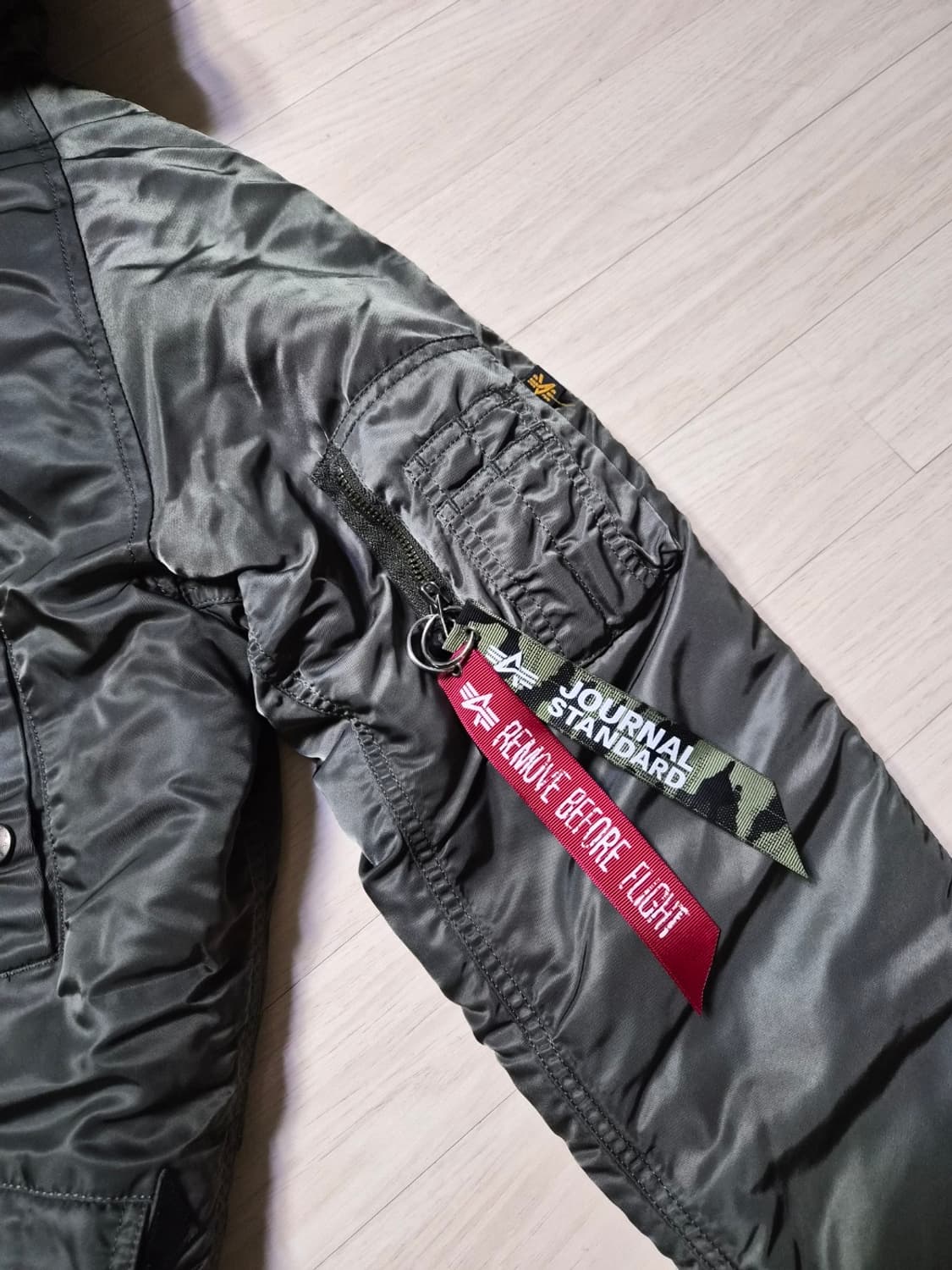 알파인더스트리 x 저널스탠다드 n3b 자켓 상품이미지4