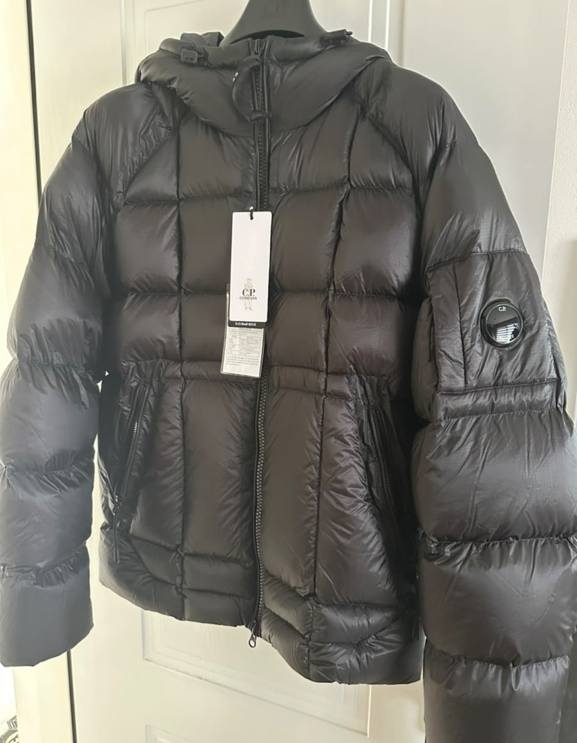 Cp컴퍼니 디디렌즈 쉘 패딩 L 새상품 상품이미지1