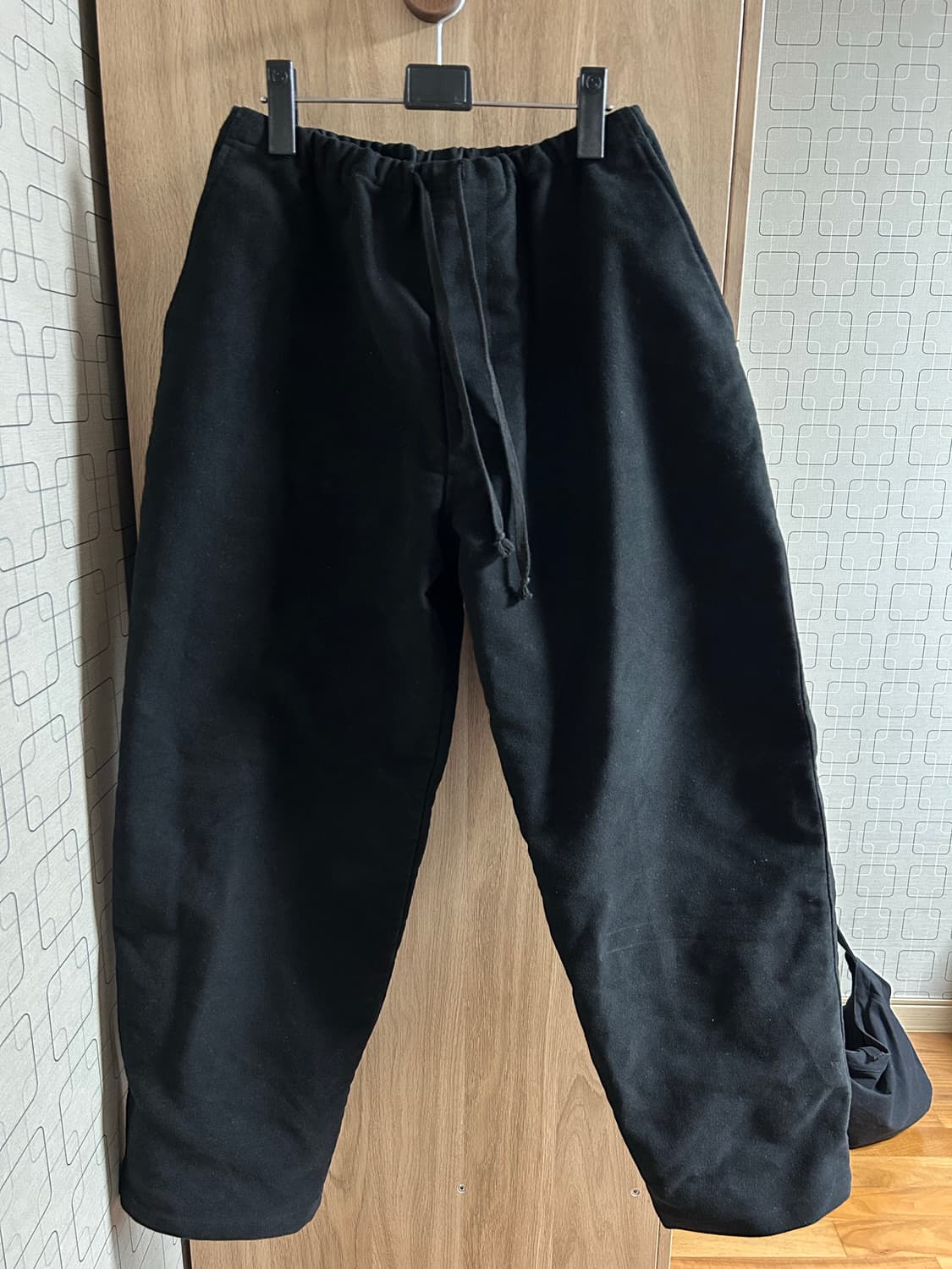 코모리 25aw 몰스킨 드로우 스트링 팬츠 1사이즈 상품이미지2