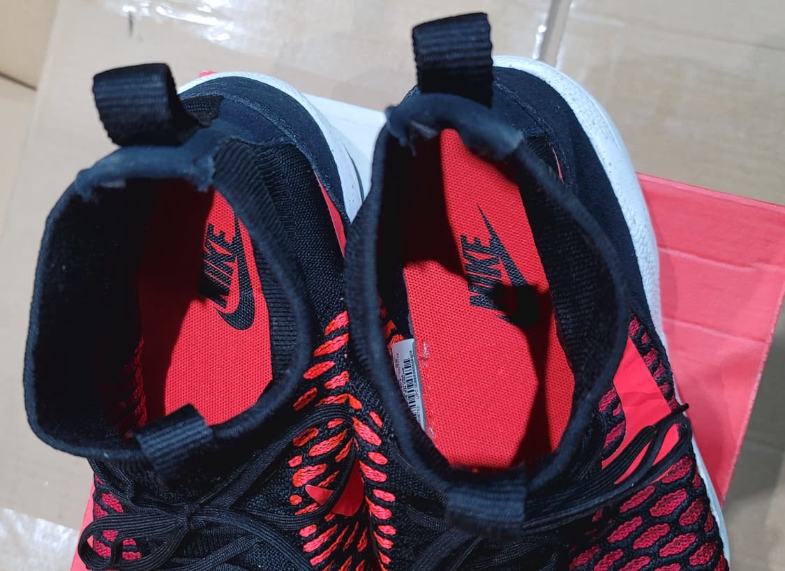 [290]나이키 에어 풋스케이프 마지스타 플라이니트 블랙 크림슨 짐레드 상품이미지5