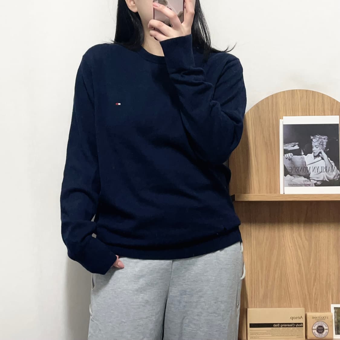 [정품] 타미 네이비 피마코튼 라운드 니트 [ M ] 상품이미지1