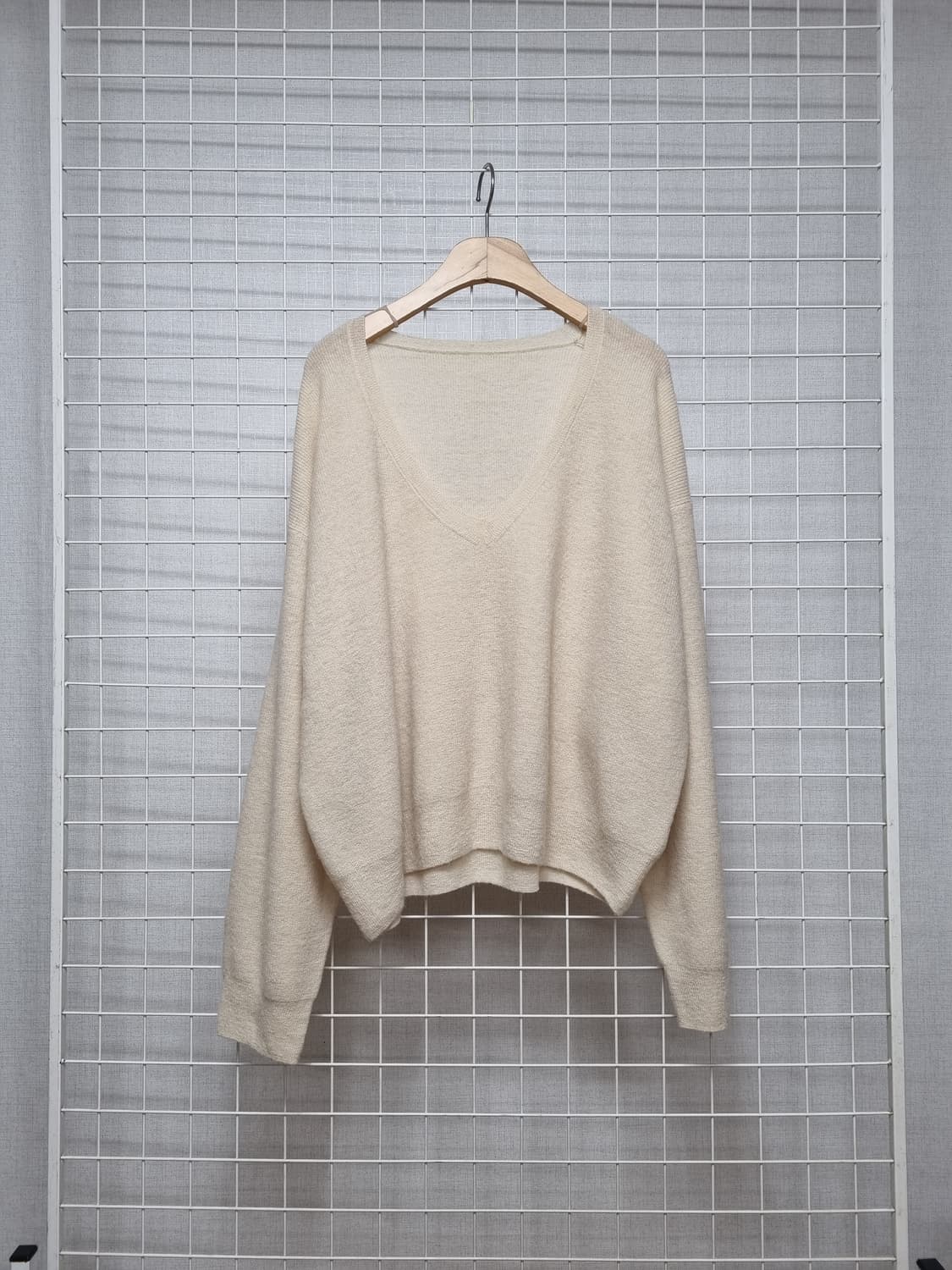 sie 시에 브이넥 모 알파카 니트 상품이미지1