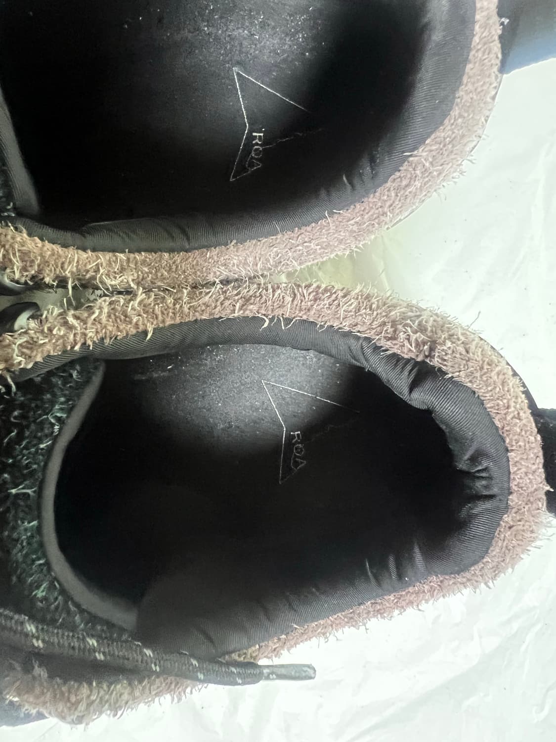 로아 친치노 41 사이즈 (정품 )박스있음  상품이미지2