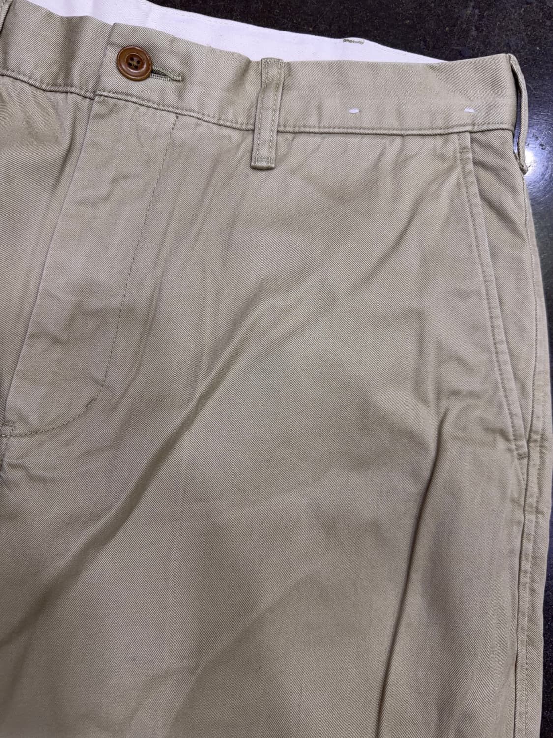 유니클로 레귤러핏 치노팬츠 베이지 81 (32) 상품이미지7