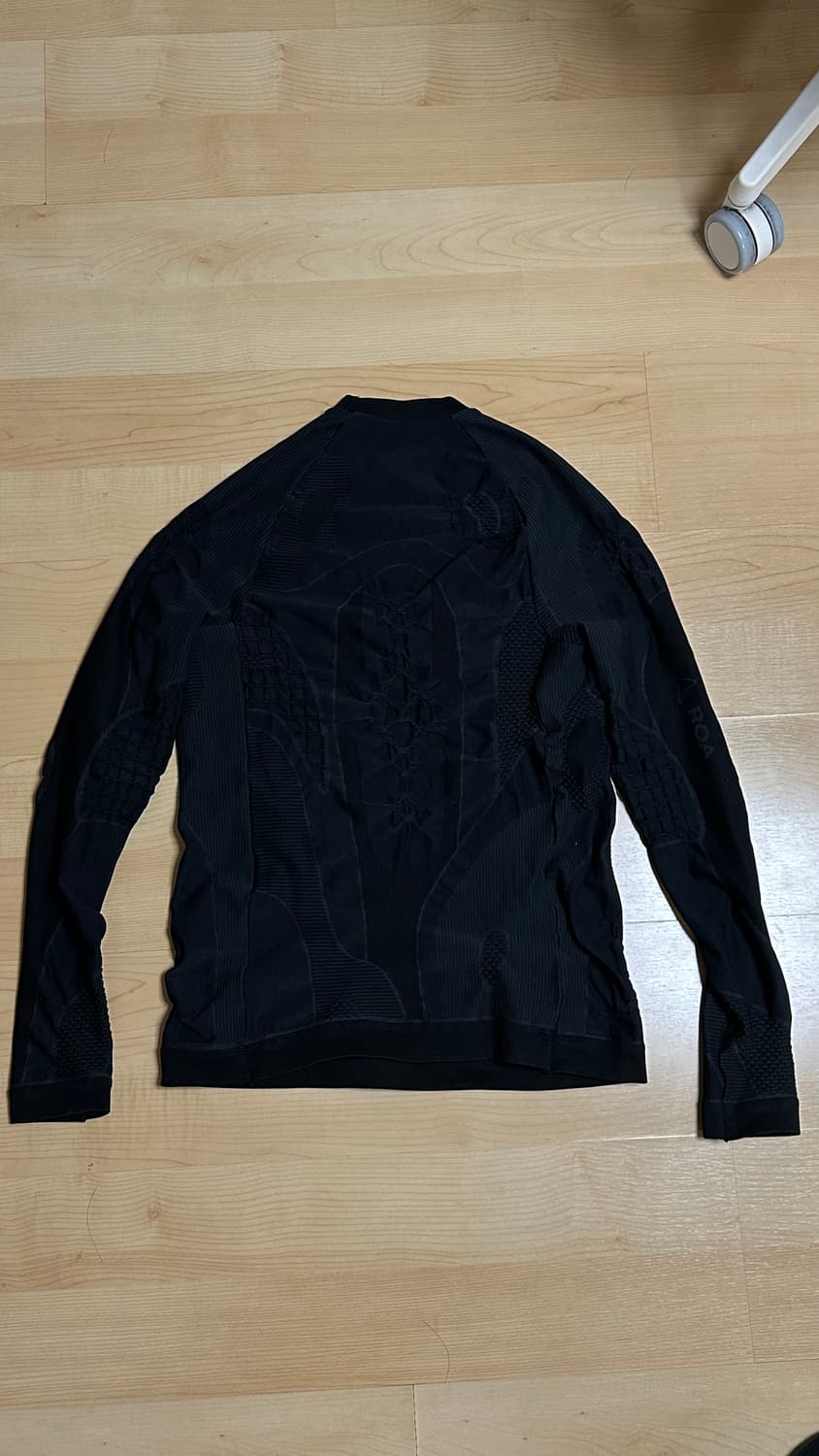 ROA 3D knit roundneck 니트 라운드넥 S사이즈 상품이미지3