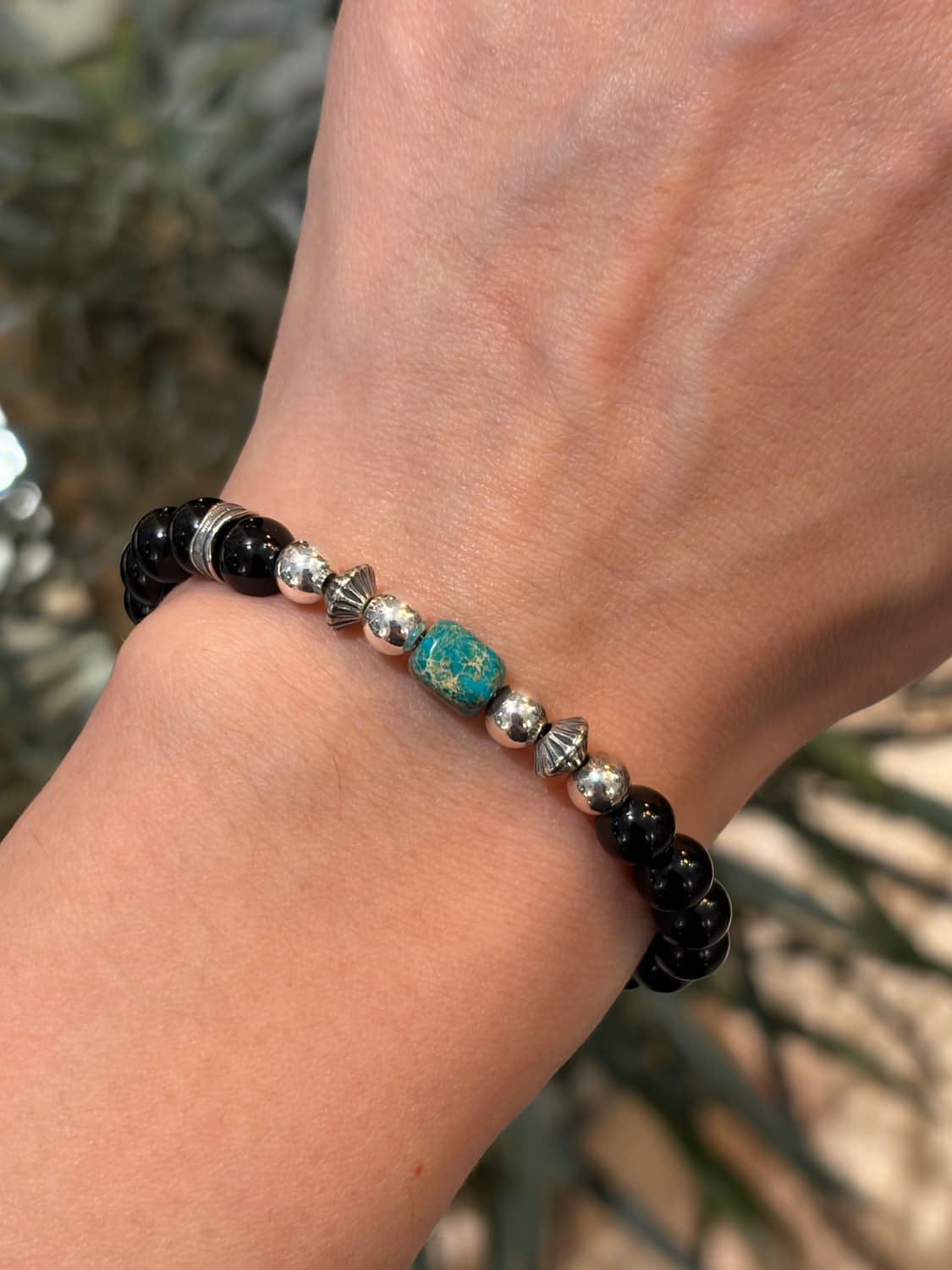 One & Only Black Onyx Turquoise Bracelet 상품이미지1