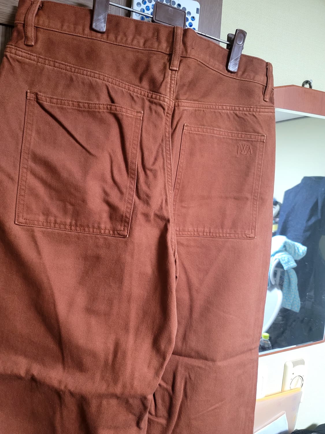 유니클로 jw앤더슨 와이드핏진 다크오렌지 34 상품이미지4