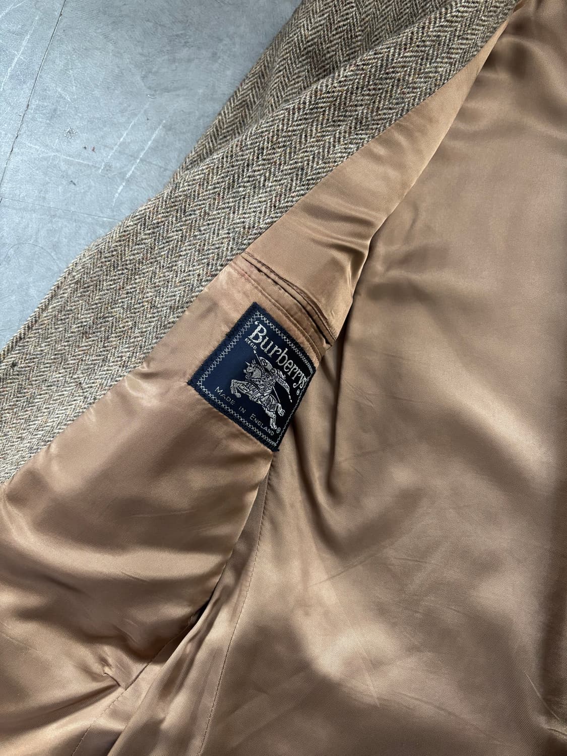 Burberry 버버리 브라운 헤링본 블레이져 자켓 상품이미지5