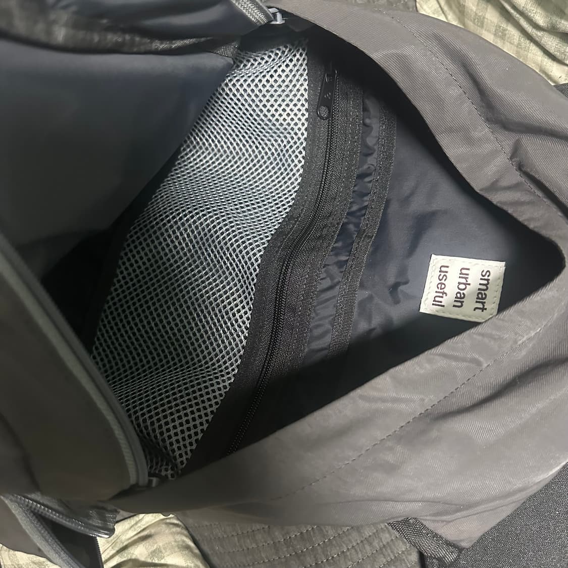 코이세이오 백팩 챠콜 상품이미지4