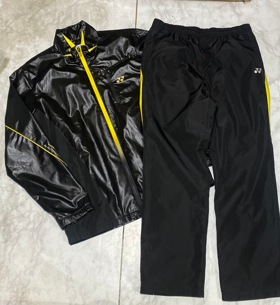 요넥스 블랙/옐로우 트레이닝복 세트 100~ 105 배드민턴 테니스 상품이미지1