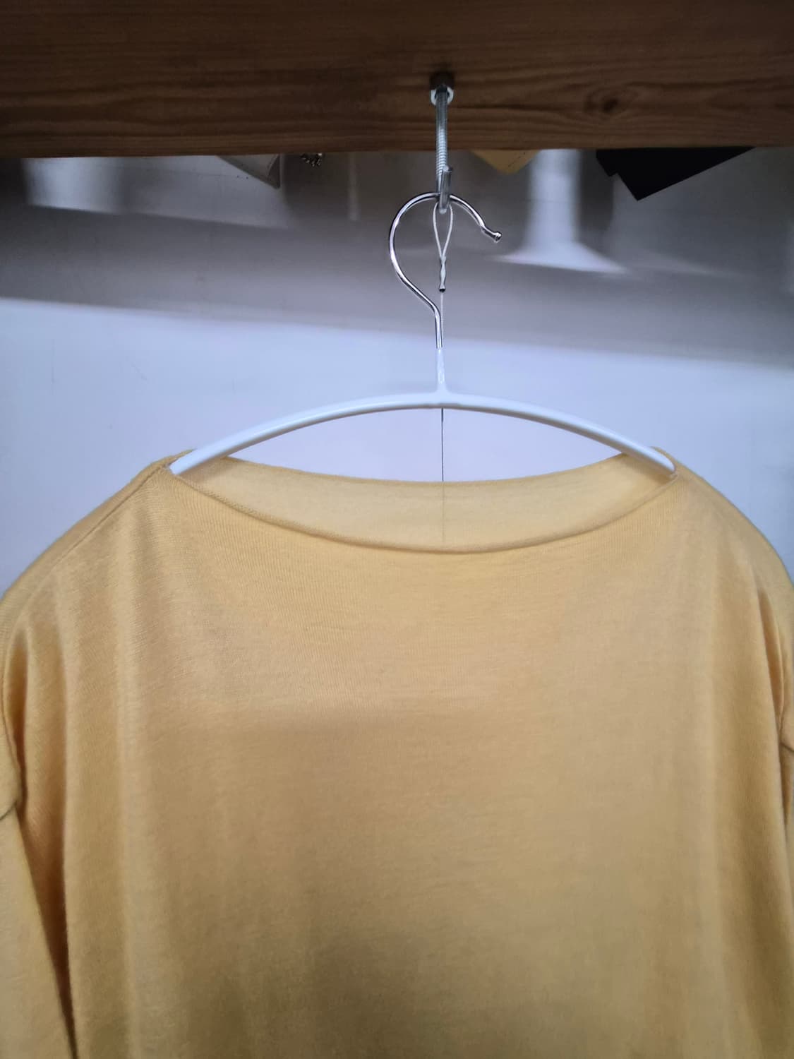 돌체비타 보트넥 니트. 레이온 와이드팬츠 상품이미지4