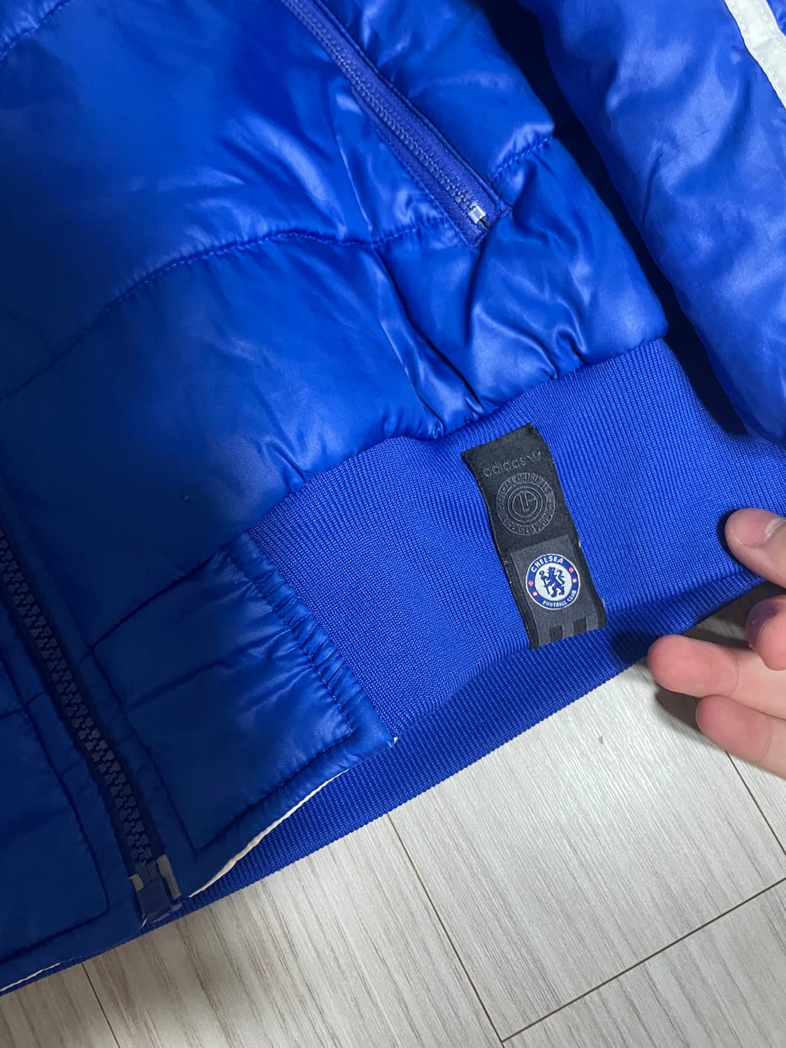 대장급 아디다스 첼시 리버시블 패딩 상품이미지6