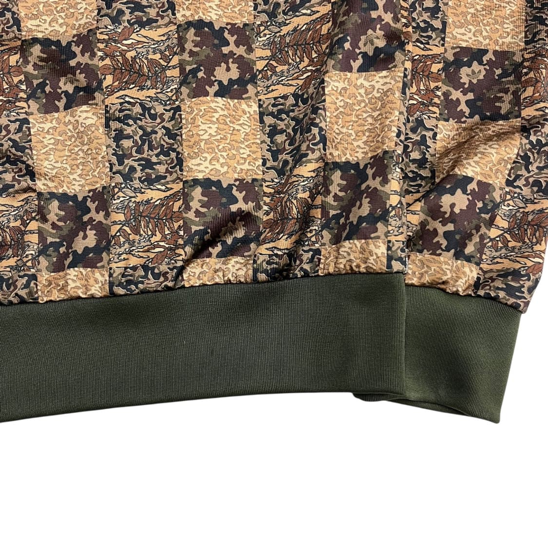 아디다스 패치 카모 트랙탑 105 상품이미지5