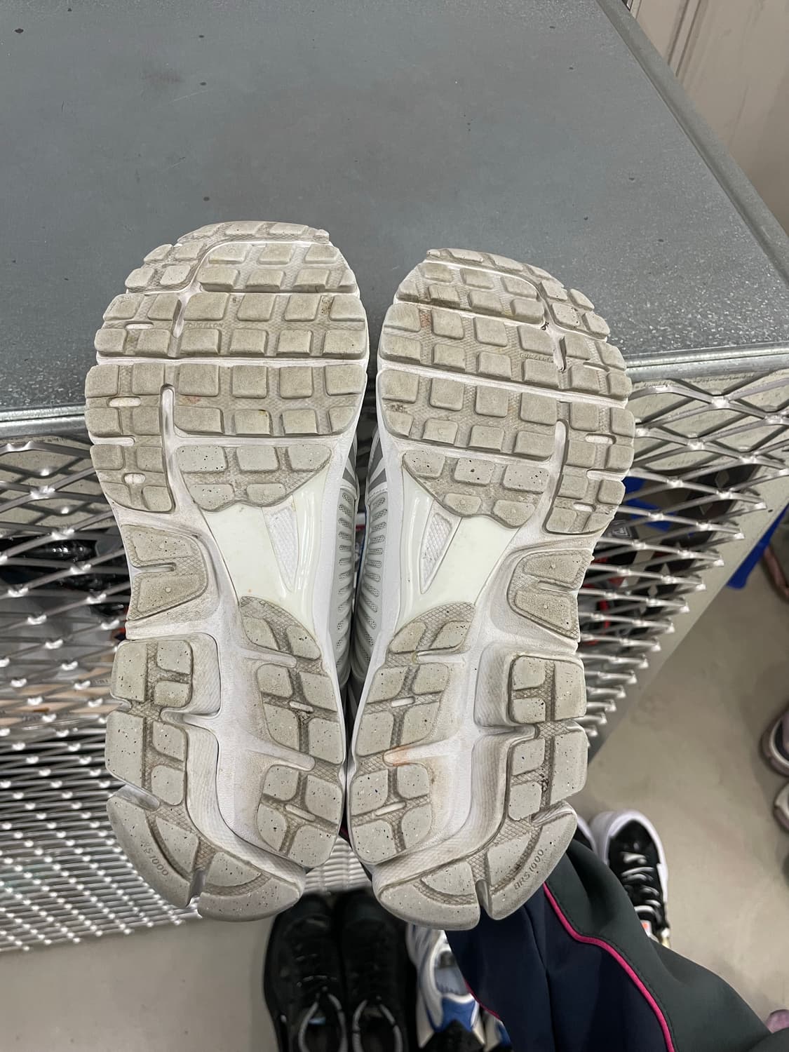 나이키 줌 보메로 5 유니버시티 블루 260 상품이미지6