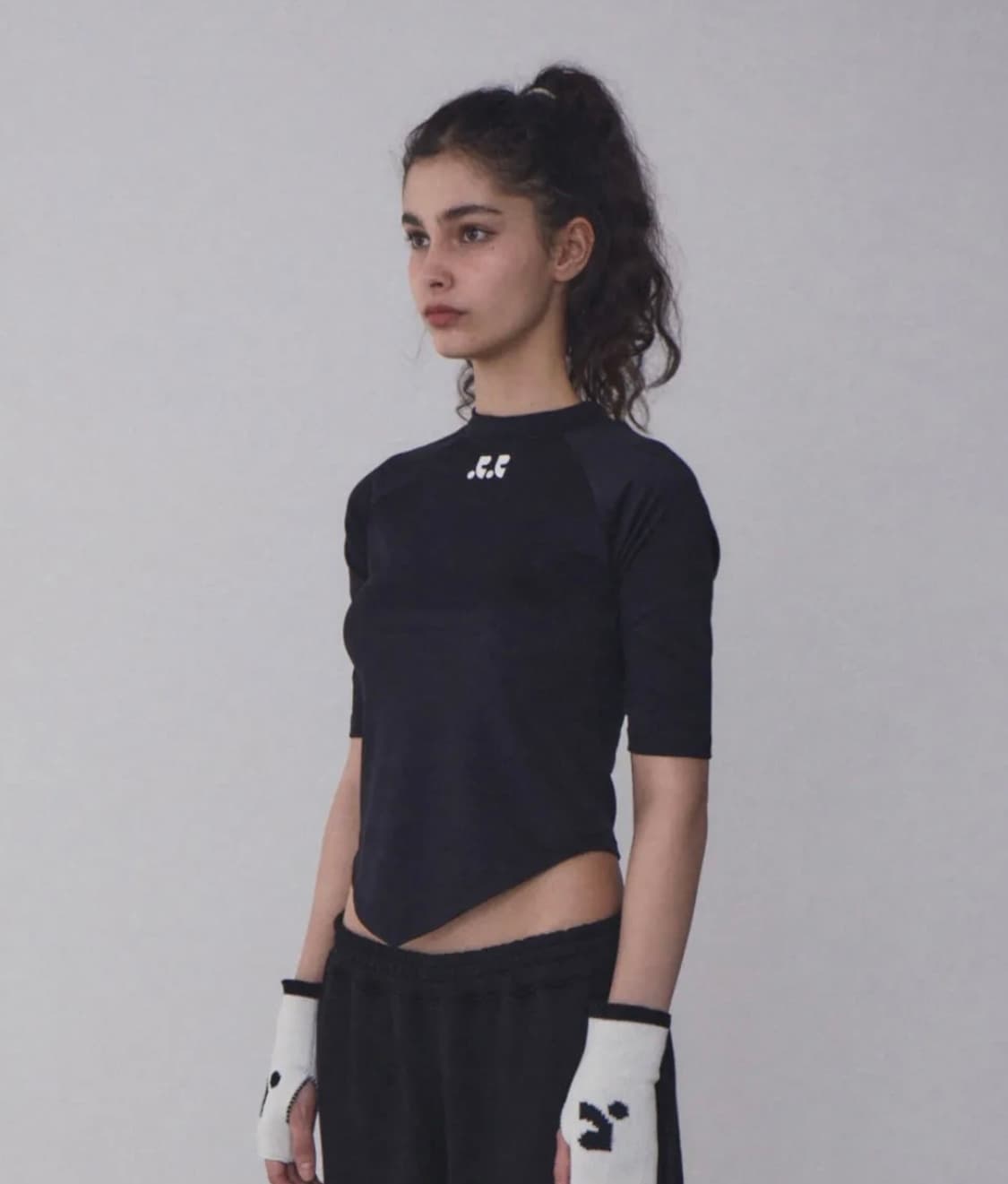 RR RAGLAN ARROW POINT T-SHIR T (BLACK) 상품이미지2