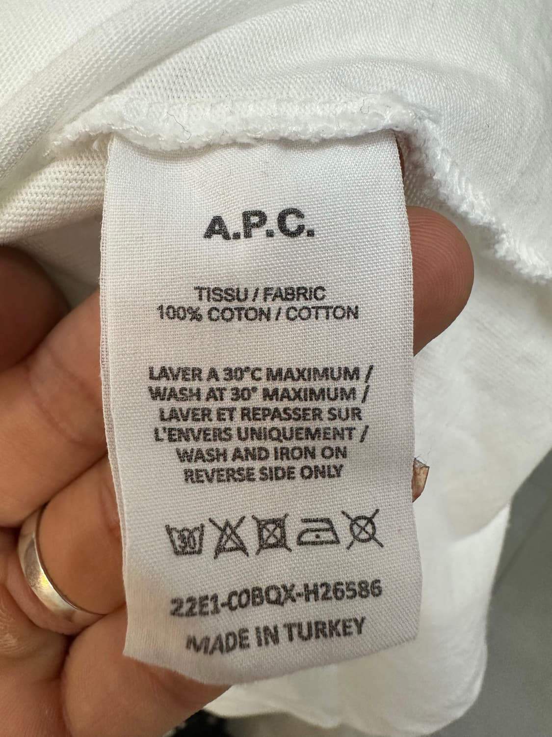 A.P.C. 로고 화이트 반팔티 상품이미지4