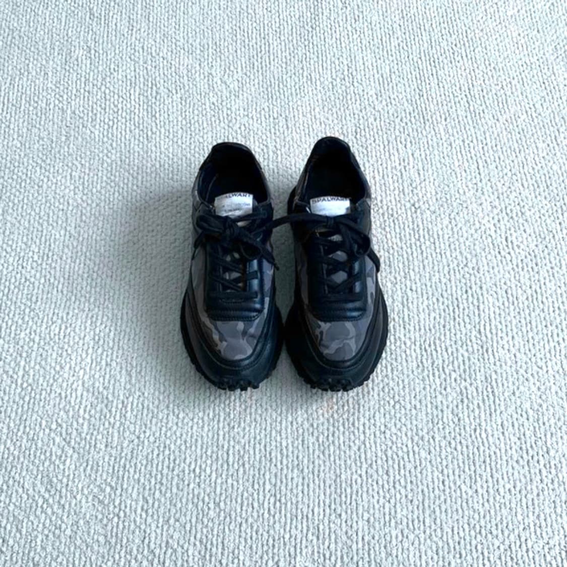 꼼데가르송 x spalwart 카모 스니커즈 상품이미지2