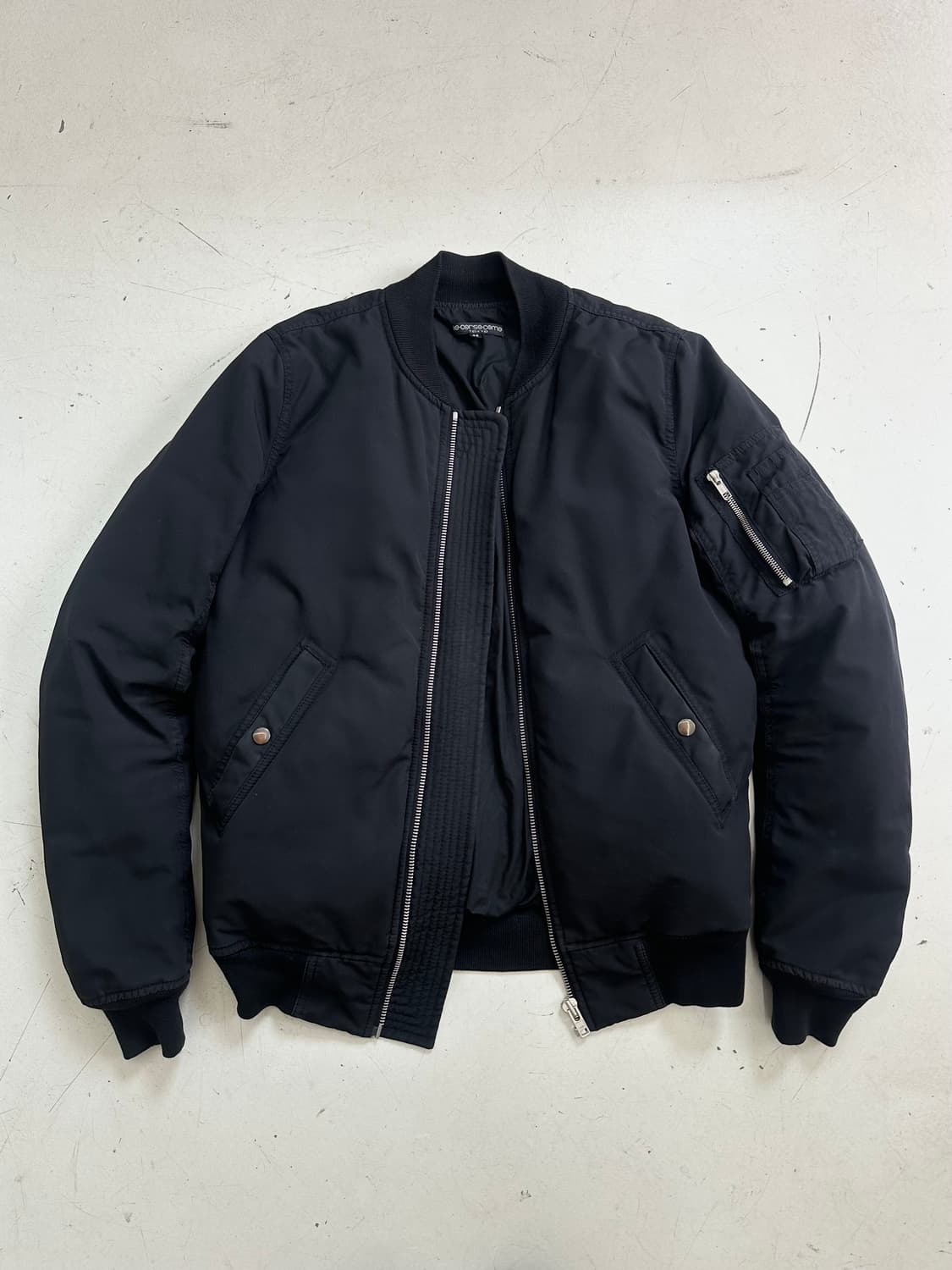 릭오웬스 메인라인 14fw MA-1 구스다운 봄버 /Rick 착용 모델 상품이미지1