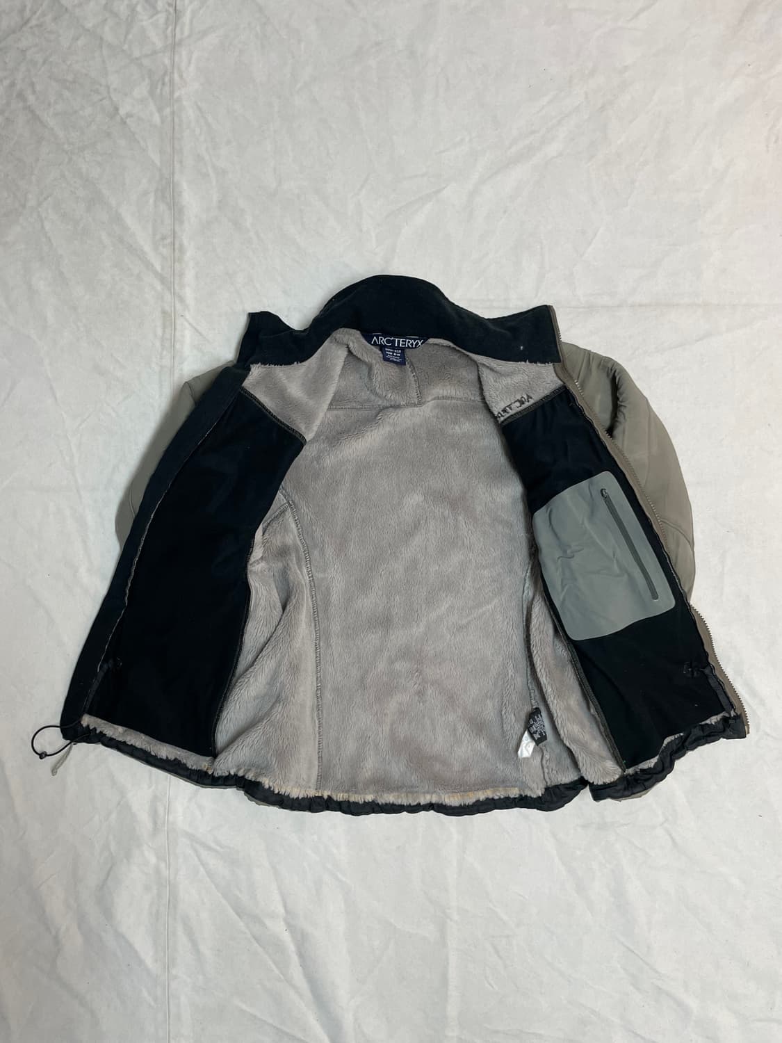 아크테릭스 집업  상품이미지9