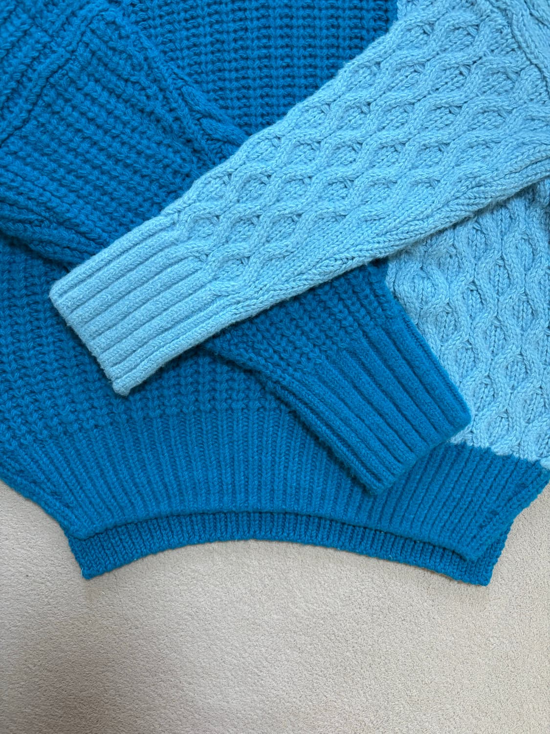 앤더슨벨 하이넥 니트 상품이미지3