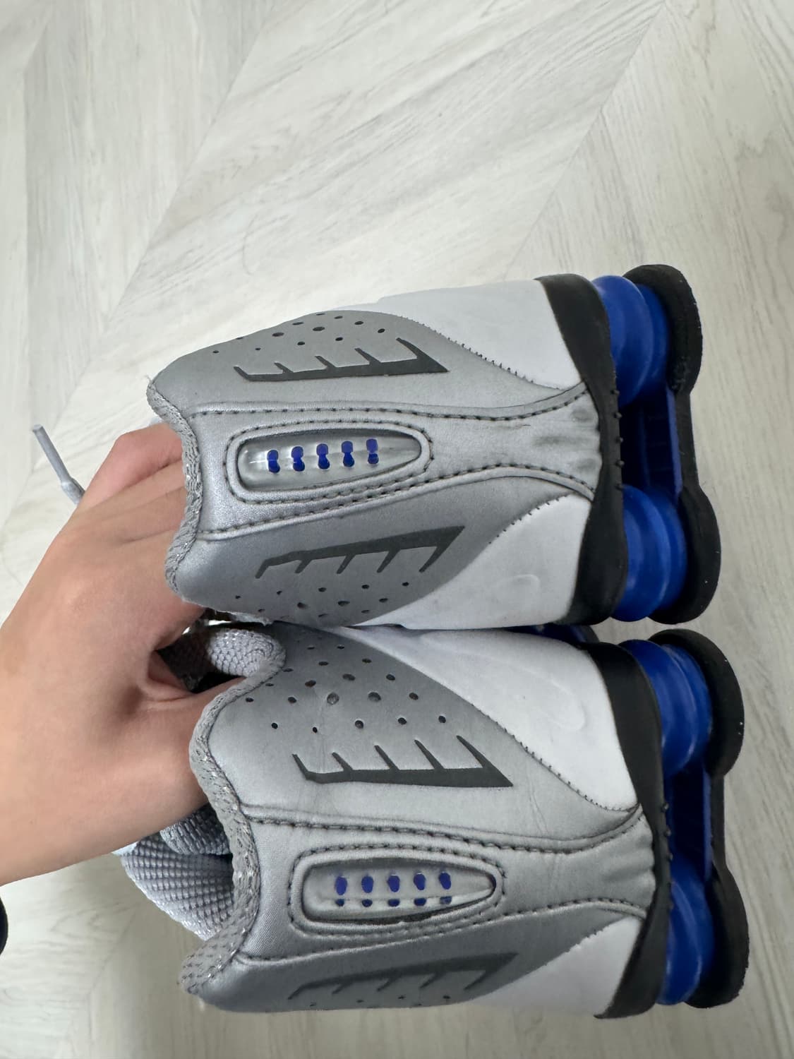 나이키 샥스 R4 화이트 레이서 블루 265mm 상품이미지4