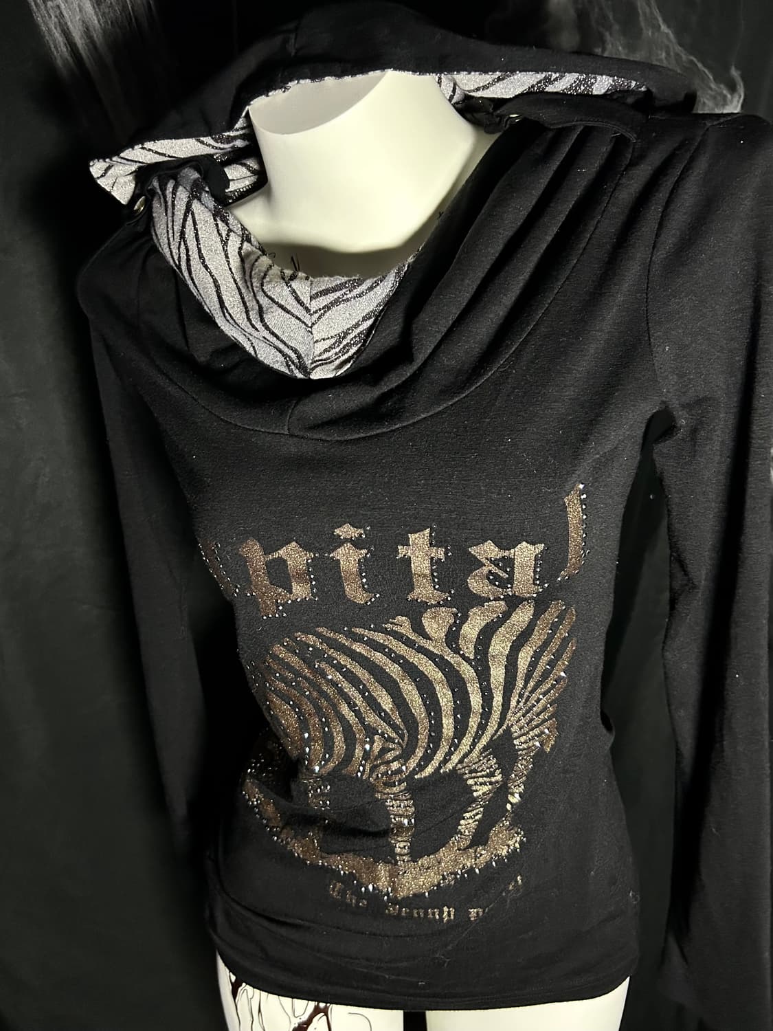 capital high neck hood sleeve 상품이미지1