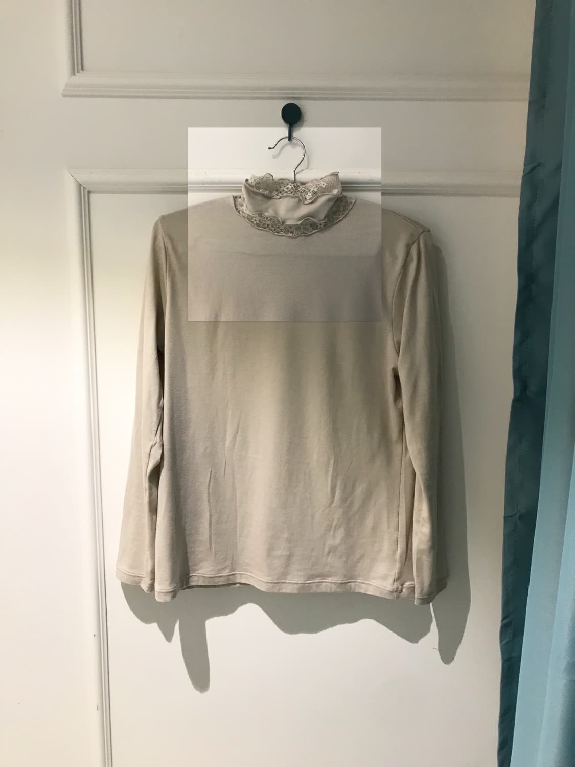 브라운 자켓+레이스 목폴라+자수데님 코디셋. 차분한 무드 상품이미지7