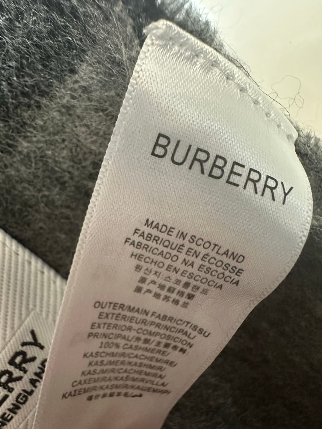 버버리 캐시미어 머플러 그레이 체크 상품이미지7