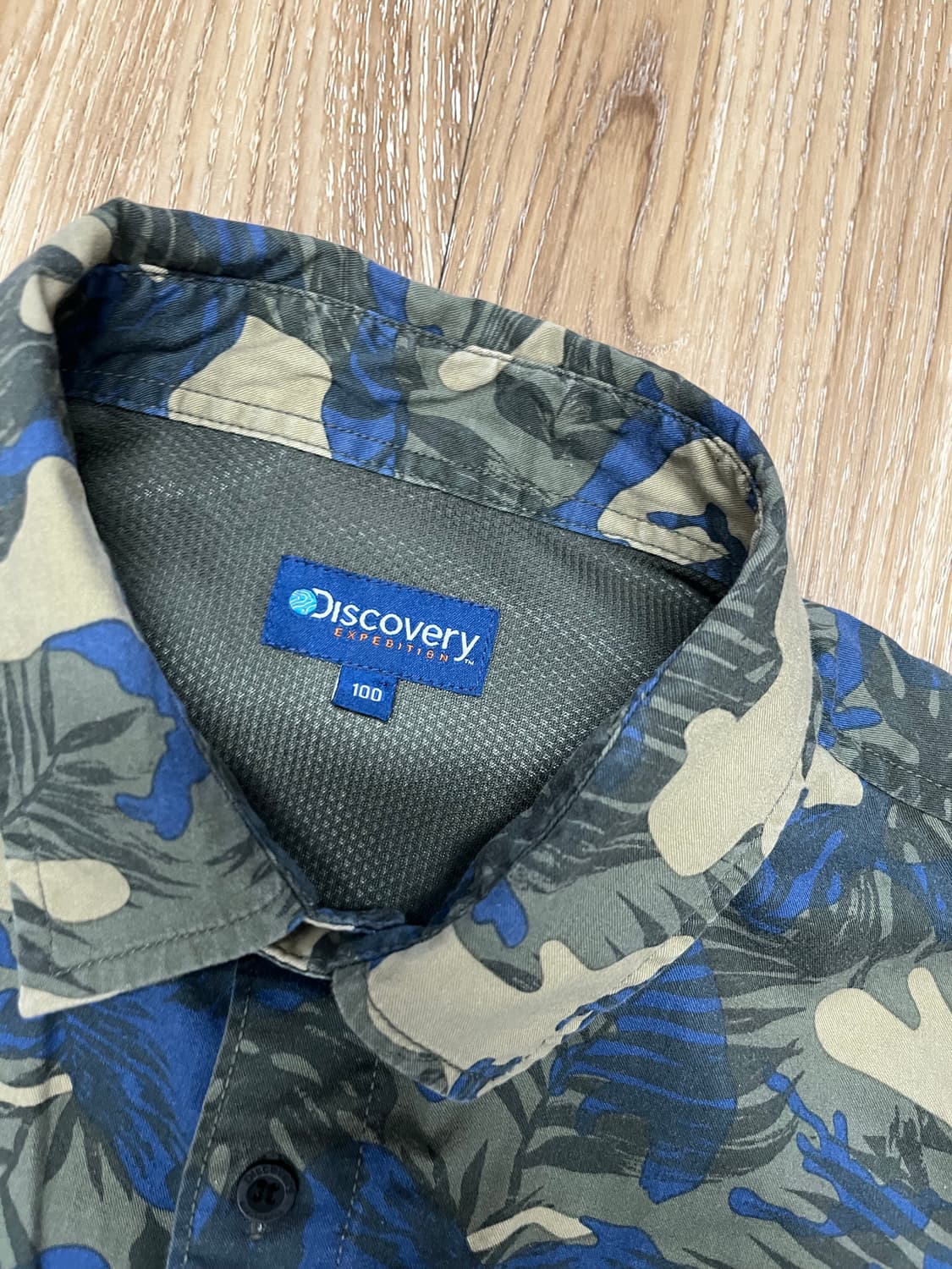 디스커버리 정글 카모 포켓 셔츠 100 상품이미지3