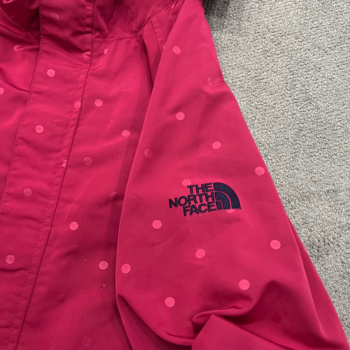 노스페이스 걸즈 도트 폴카닷 바람막이 상품이미지4