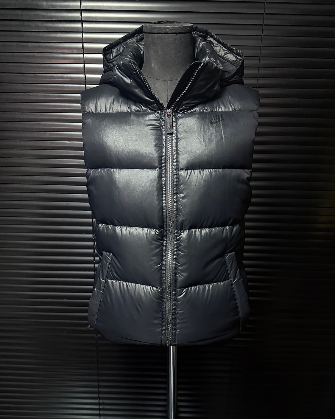나이키 구스 다운 패딩 조끼 베스트 블랙 스우시 M 95 스트릿 하이넥  상품이미지1