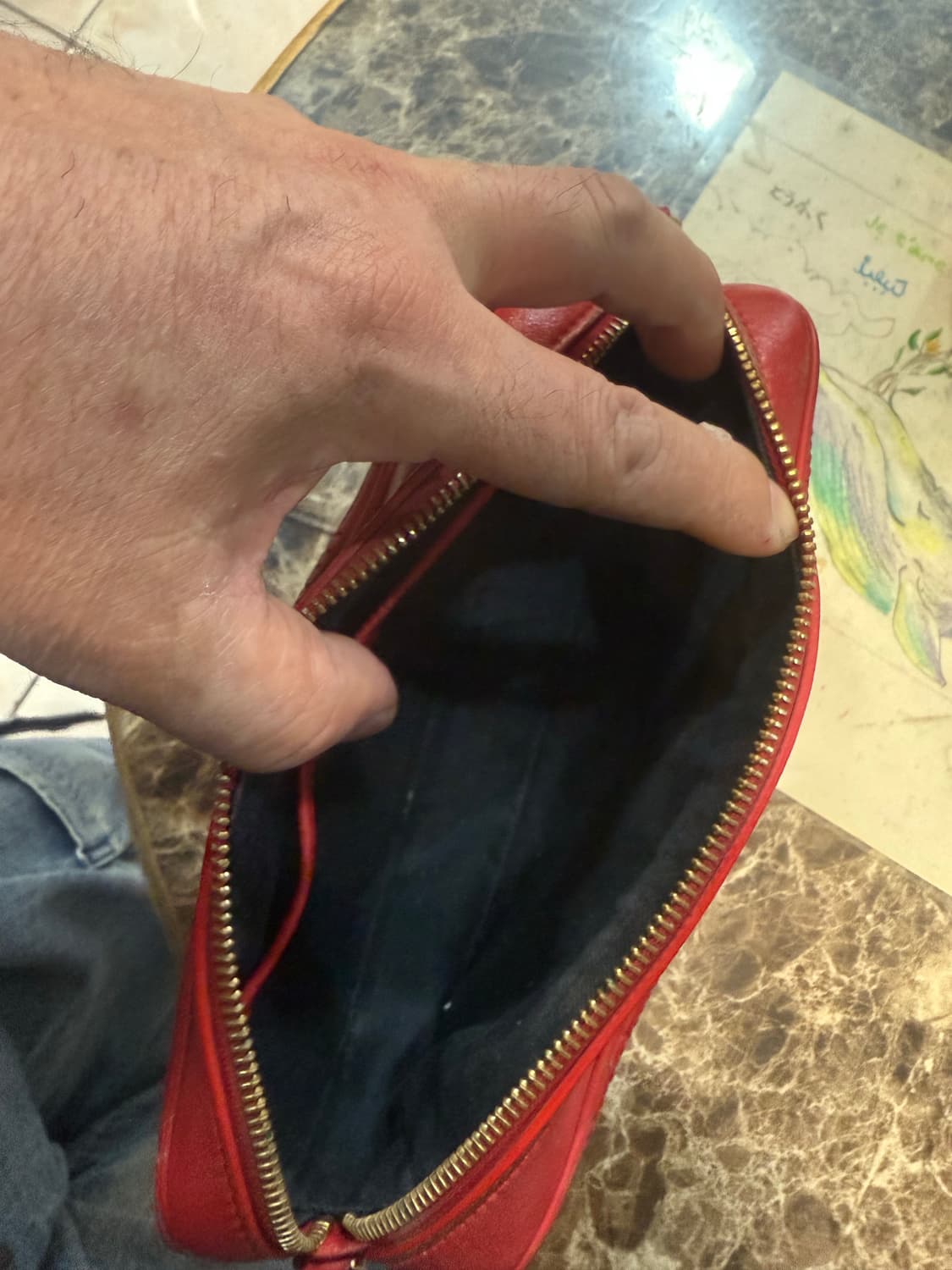 정품 버버리 마이크로 퀄팅 카메라 체인 크로스백 팝니다 상품이미지7