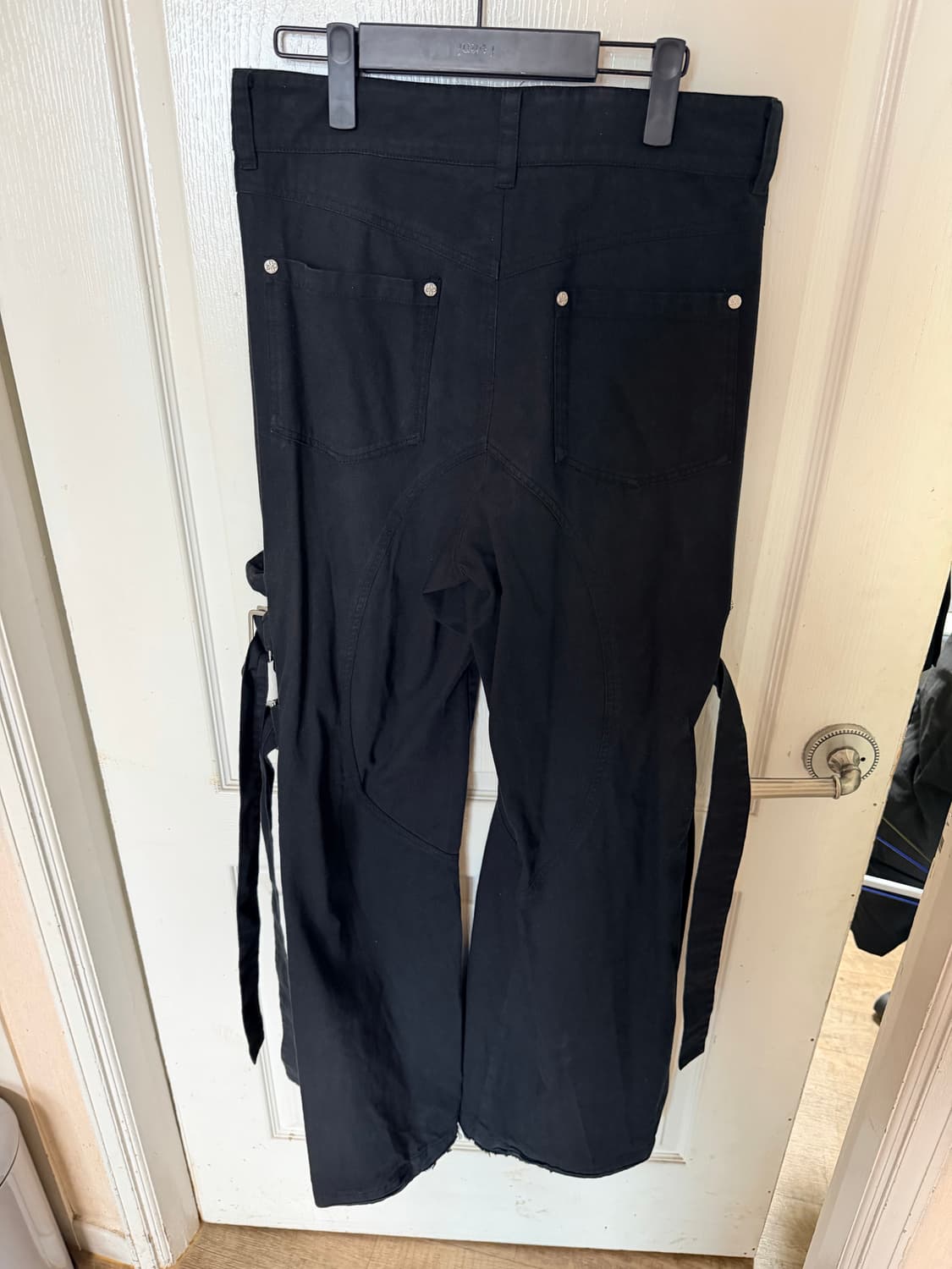 [L] 써저리 본디지 카고 팬츠 블랙 상품이미지3