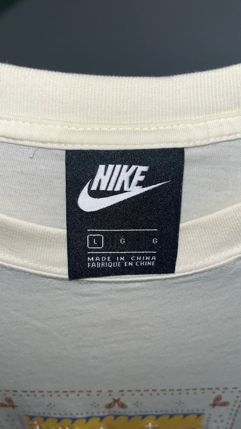 Nike 페이즐리 반팔티 상품이미지4