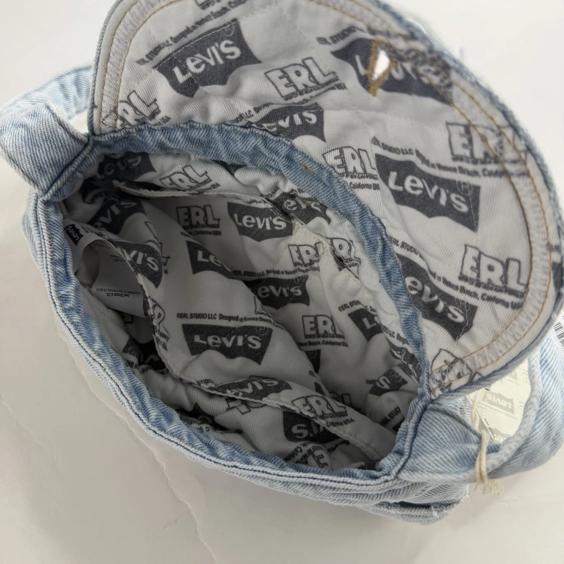 ERL 이알엘 X 리바이스 데님 숄더 백 라이트 블루 상품이미지7