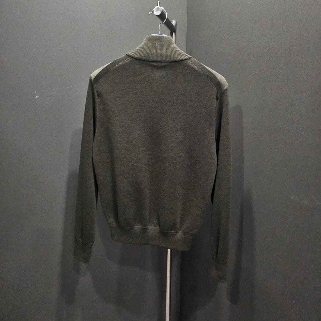 톰포드 카프스킨 스웨이드 & 울 봄버 재킷 상품이미지3