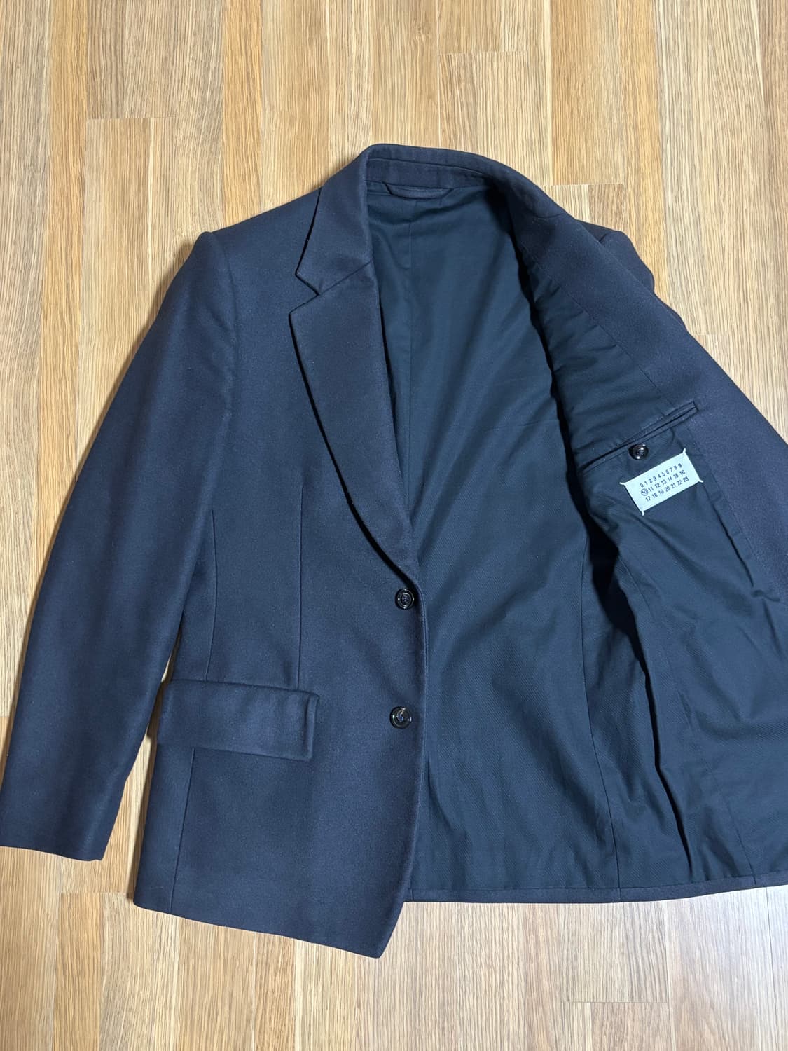 마르지엘라 11aw 블랙 테일러드 자켓 상품이미지2