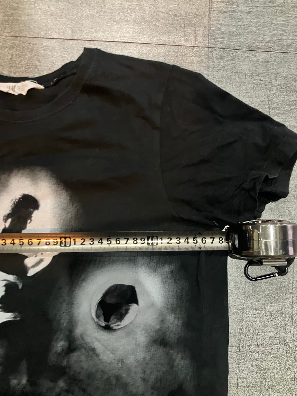 H&M 올드스쿨스트릿 그라데이션 반팔티셔츠 상품이미지2