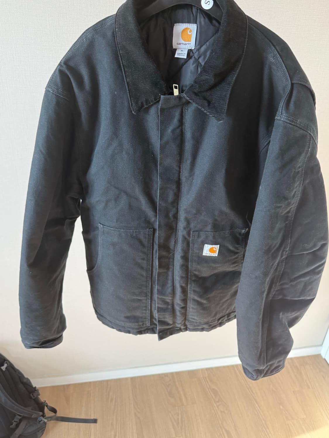 칼하트 디트로이트 j002 blk 상품이미지1