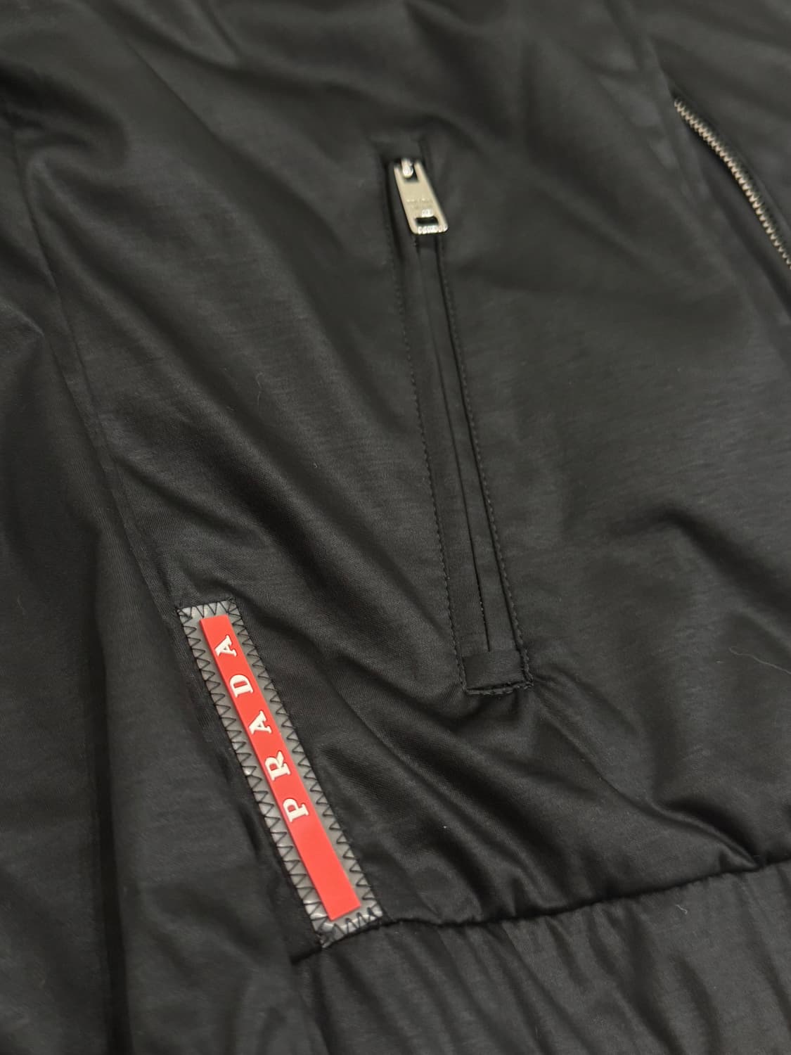 프라다 스포츠 크롭 멀티짚 후드 집업 상품이미지7