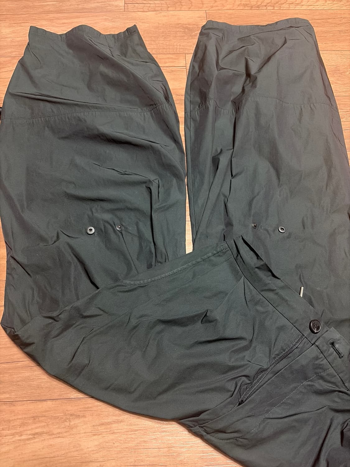 해칭룸 22ss 볼륨팬츠 다크그린 상품이미지1