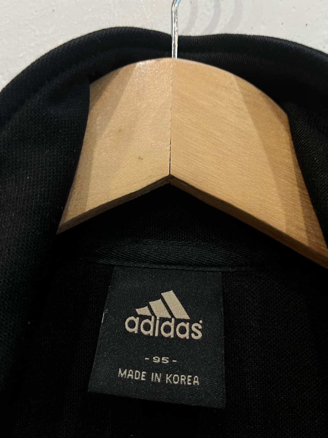 아디다스 자수로고 트랙탑 져지 블랙  상품이미지4