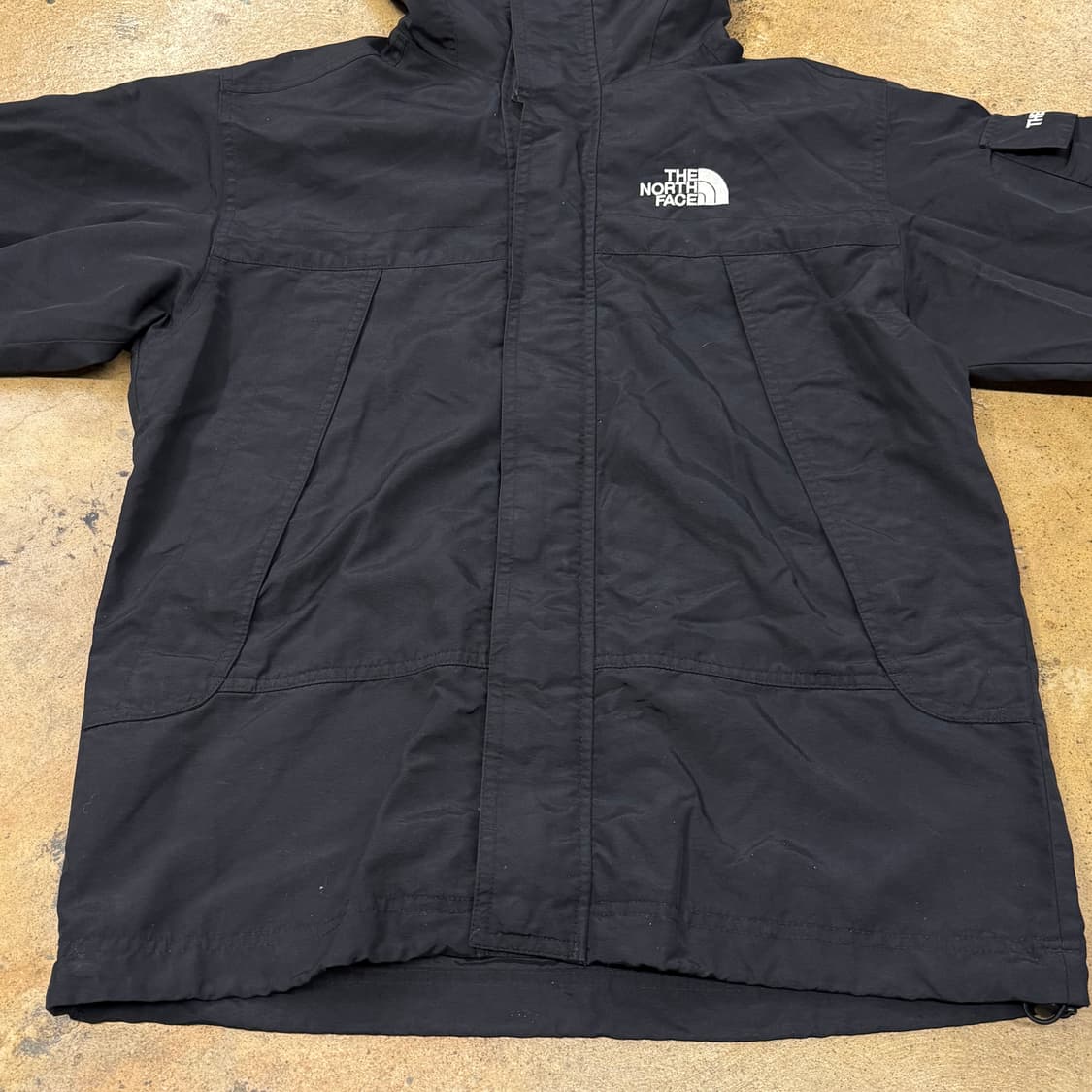 [정품/85] 노스페이스 블랙 바람막이 후드 자켓 b10 상품이미지3