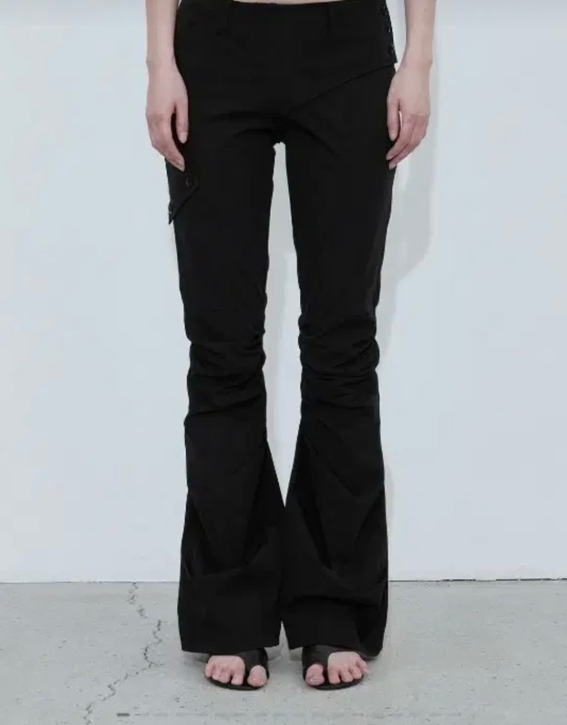 보헤미안서울 KNEE SHIRRING BOOTCUT PANT 상품이미지1