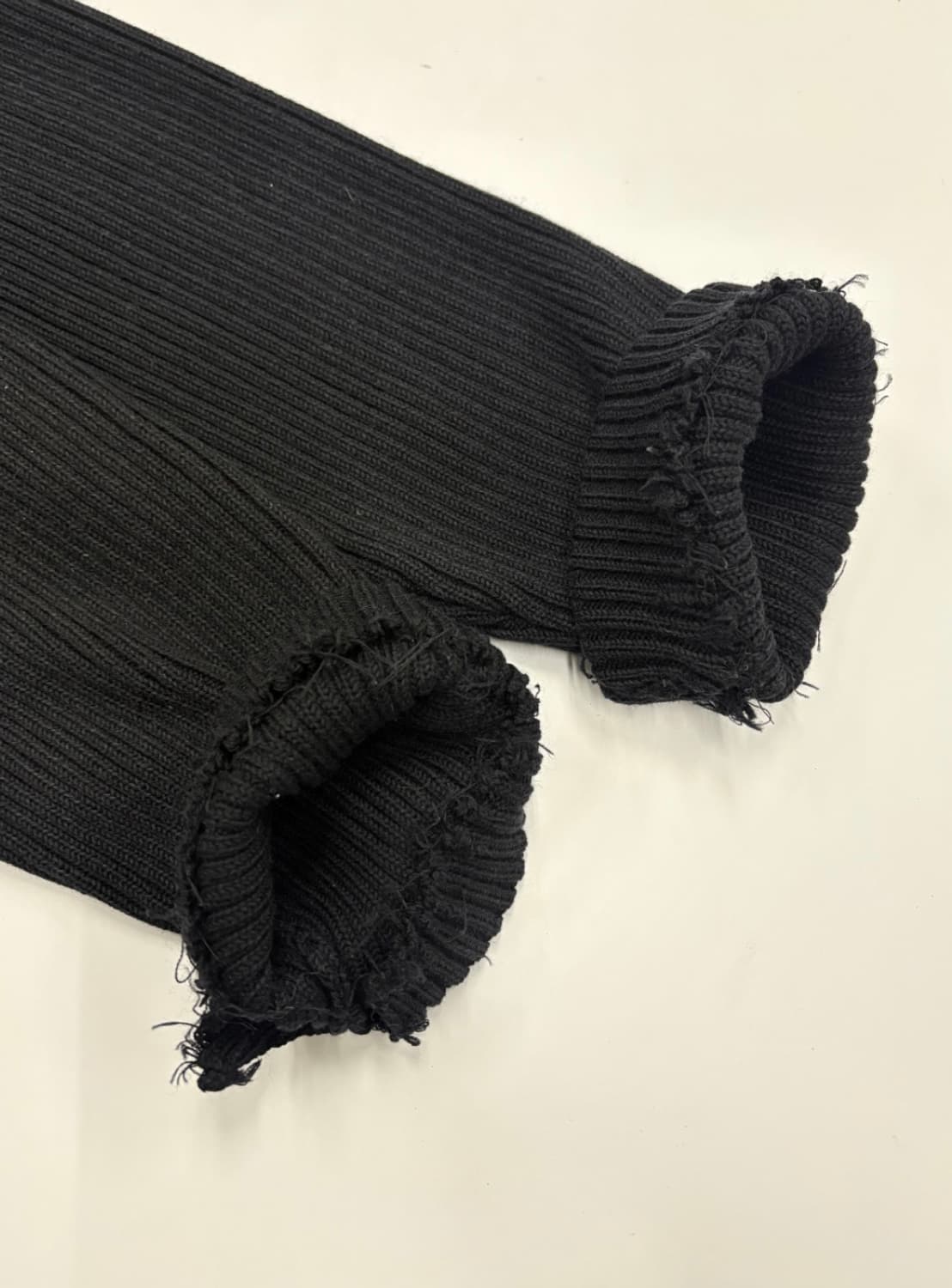 버버리 블랙 니트 가디건 상품이미지8