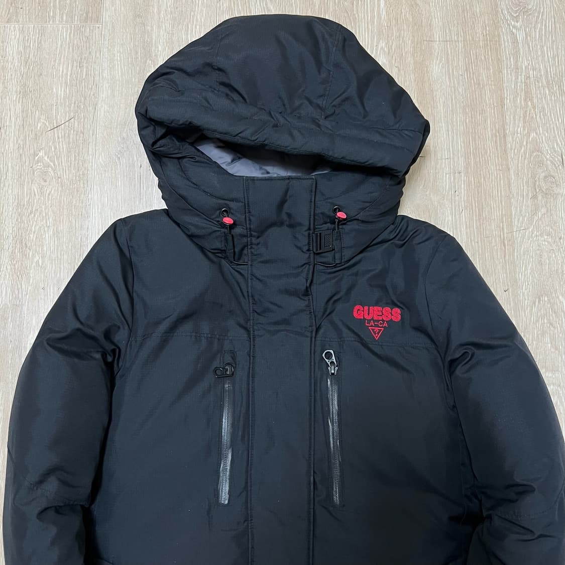 게스 여성 헤비 덕다운 후드 패딩 XS/85  상품이미지2