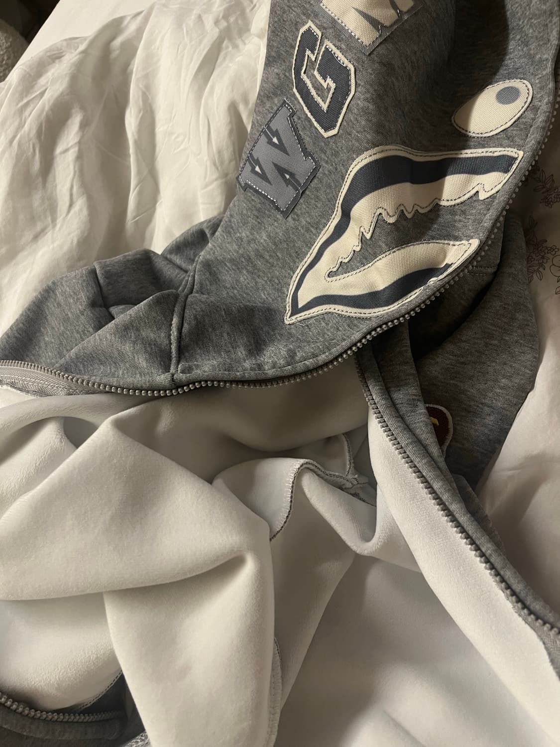 베이프 후드집업 상품이미지2