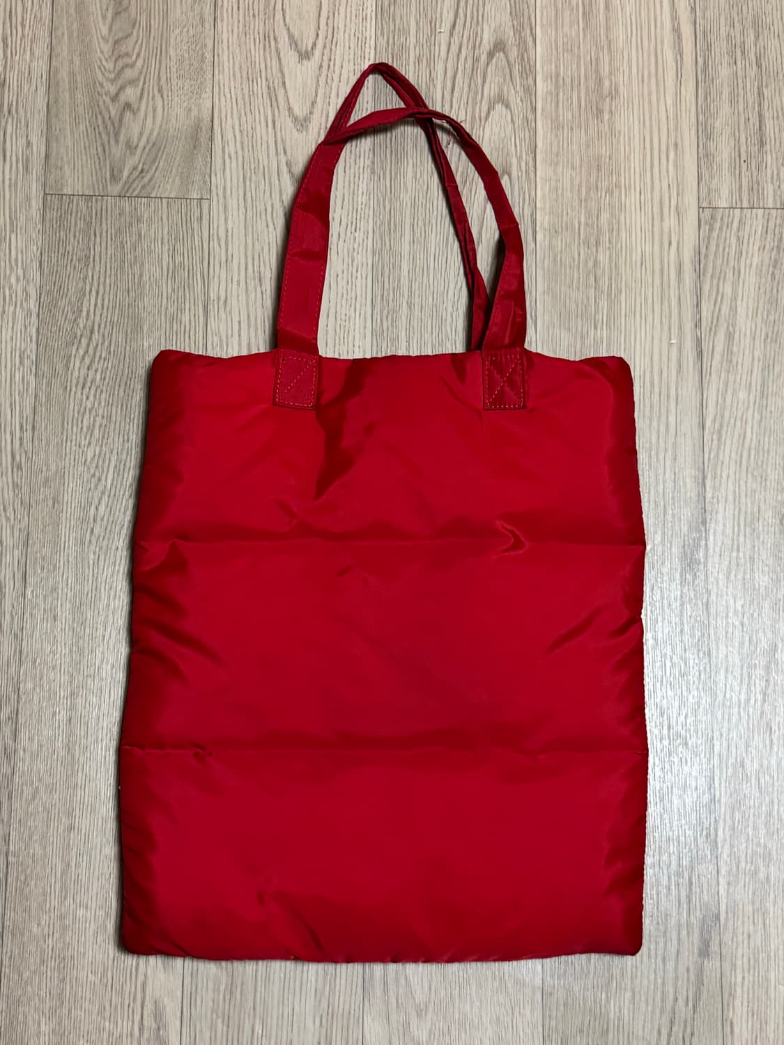 꼼데가르송 아오야마 패딩 토트백 레드 상품이미지4